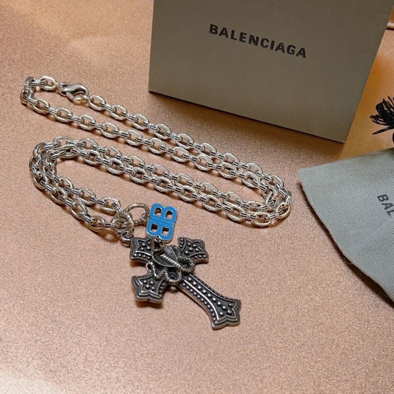 Balenciaga Necklaces - Click Image to Close